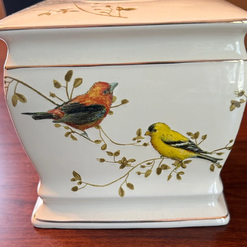 Avanti cream Ceramic Tissue Box Cover with Blue and Orange Birds - Picture 3 of 6